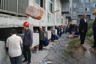 察哈尔右翼后哪些方面可以保证房子加固质量合格？